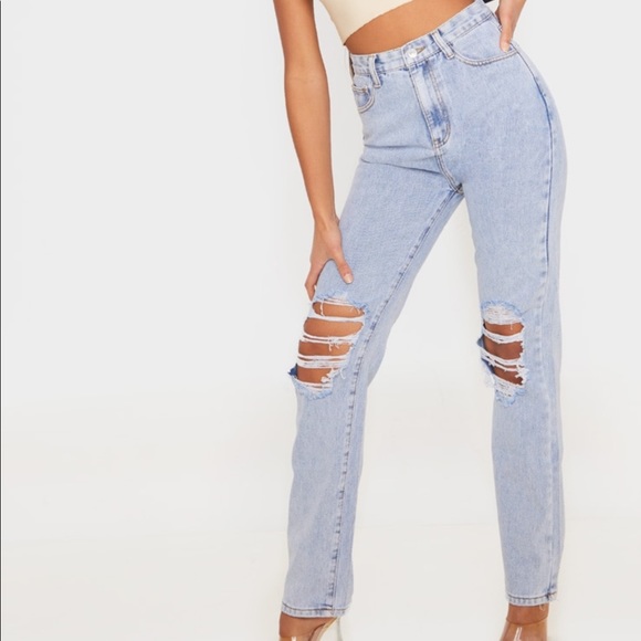 Pretty Little Thing Ripped Knee Straight Jeans - Picture 1 of 5